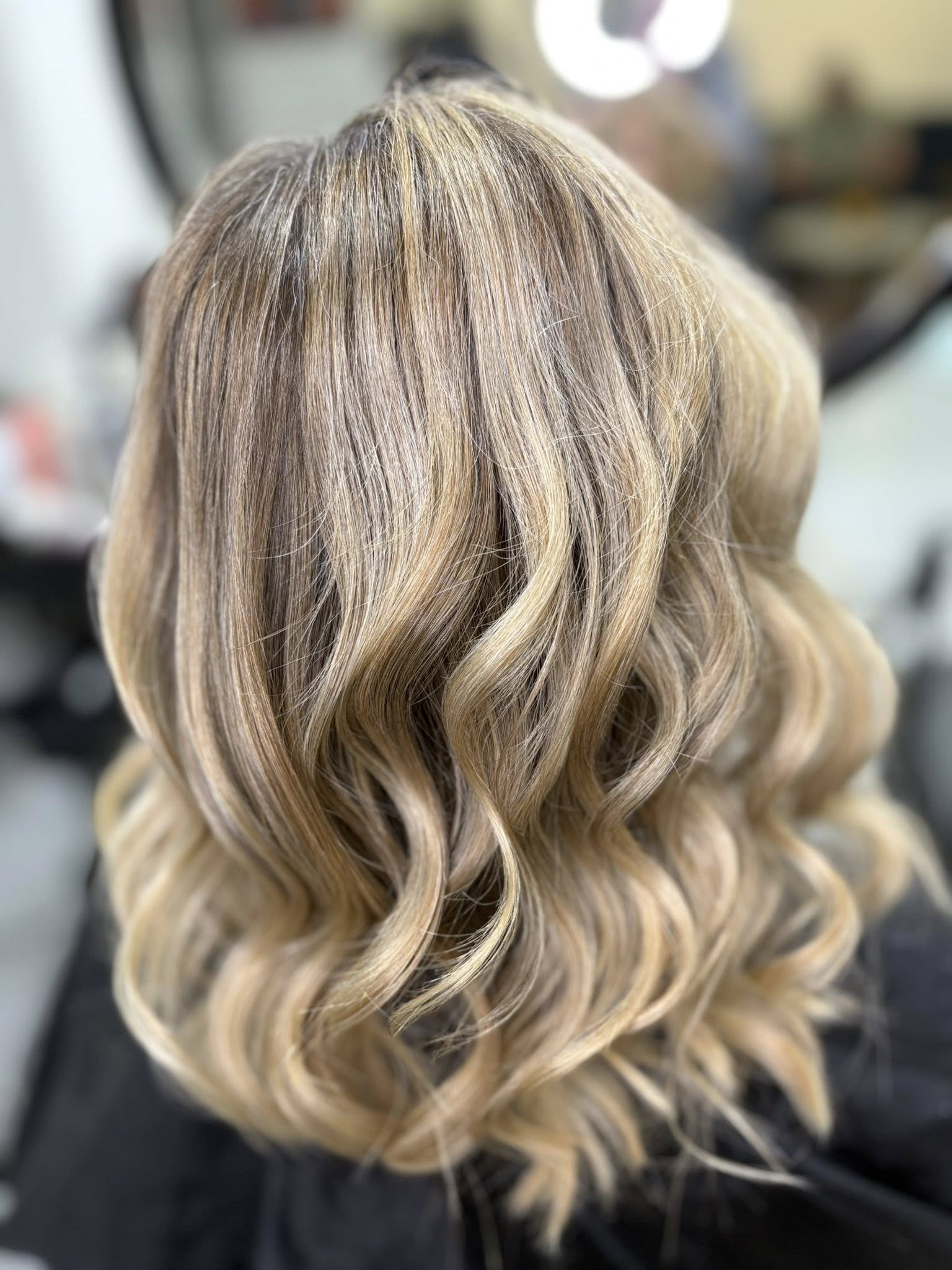 Szőke hajfestés balayage